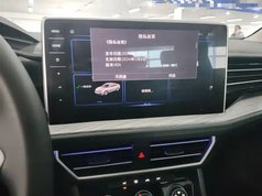 速腾 2025款 改款三 300TSI DSG超越版