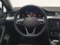 迈腾 2023款 200万辆纪念版 330TSI DSG领先型