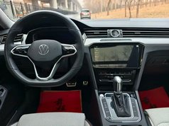 迈腾 2023款 200万辆纪念版 330TSI DSG豪华型