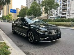迈腾 2023款 200万辆纪念版 330TSI DSG豪华型