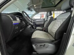 探岳 2024款 330TSI 两驱R-Line高能版