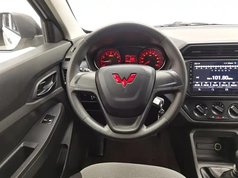 五菱宏光 2021款 改款1.5L S基本型 电动助力LAR