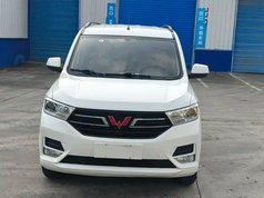 五菱宏光 2021款 1.5L S舒适型LAR