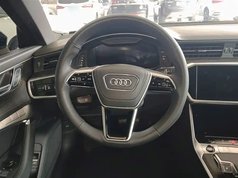 奥迪A6L 2024款 45 TFSI quattro 臻选动感型