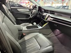 奥迪A6L 2024款 45 TFSI 臻选动感型