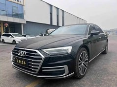 奥迪A8 2022款 A8L 50 TFSI quattro 舒适型典藏版