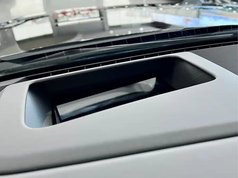 奥迪A8 2025款 A8L Horch创始人版 55TFSI