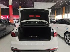 奥迪A4L 2023款 40 TFSI 时尚动感型