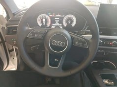 奥迪A4L 2023款 40 TFSI 时尚动感型