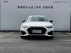 奥迪A4L 2024款 45 TFSI quattro 臻选动感型