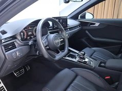 奥迪A4L 2023款 40 TFSI 豪华动感型