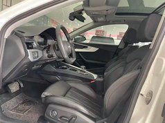 奥迪A4L 2020款 40 TFSI 豪华动感型