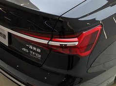 奥迪A6L 2024款 45 TFSI quattro 尊享动感型