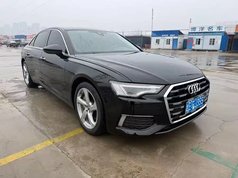 奥迪A6L 2021款 45 TFSI quattro 尊享动感型