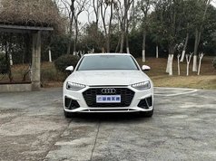 奥迪A4L 2022款 40 TFSI 时尚动感型