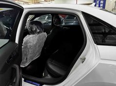 奥迪A4L 2024款 40 TFSI 豪华动感型