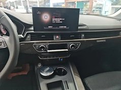 奥迪A4L 2022款 40 TFSI 豪华动感型