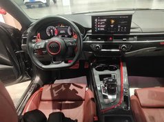 奥迪A4L 2020款 40 TFSI 豪华动感型