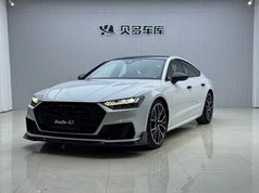 奥迪A7 2023款 55 TFSI quattro 尊享型
