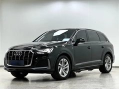 奥迪Q7 2023款 45 TFSI quattro S line运动型