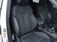 奥迪Q5L 2023款 40T 豪华动感型