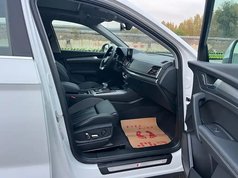 奥迪Q5L 2023款 40T 时尚动感型