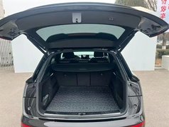 奥迪Q5L 2024款 40 TFSI 豪华动感型