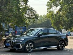 奥迪A3 2023款 A3L Limousine 35 TFSI 豪华运动型
