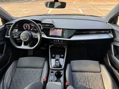 奥迪A3 2023款 A3L Limousine 35 TFSI 豪华运动型