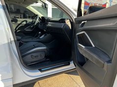 奥迪Q3 2022款 35 TFSI 时尚动感型