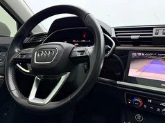 奥迪Q3 2022款 35 TFSI 时尚致雅型