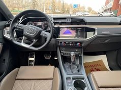 奥迪Q3 2024款 40 TFSI 时尚动感型