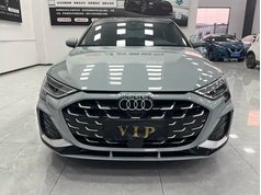 奥迪A3 2025款 A3L Limousine 35TFSI 飞驰尊享型