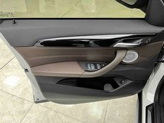 宝马X1 2022款 sDrive20Li 尊享型