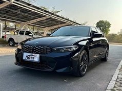 宝马3系 2023款 330i M运动曜夜套装