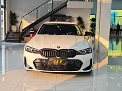 宝马3系 2025款 330Li M运动曜夜套装