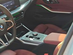 宝马3系 2025款 330Li M运动曜夜套装