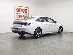 伊兰特 2022款 1.5L CVT LUX尊贵版