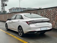伊兰特 2021款 1.5L CVT LUX尊贵版