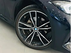 宝马3系 2023款 325Li M运动曜夜套装