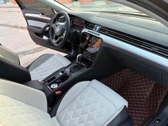 迈腾 2023款 200万辆纪念版 330TSI DSG豪华型