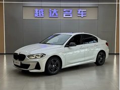 宝马1系 2023款 120i M运动曜熠版