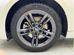 宝马1系 2023款 120i M运动曜熠版