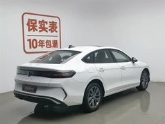 凌渡 2026款 凌渡L 300TSI 凌感版