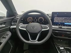 凌渡 2026款 凌渡L 300TSI 凌感版