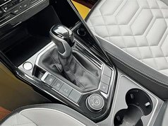 探岳 2023款 改款 380TSI 四驱R-Line高能版