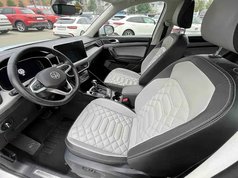 探岳 2023款 300TSI 两驱豪华Plus进阶版