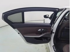 宝马3系 2021款 330Li xDrive M运动曜夜套装