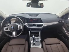 宝马3系 2021款 330Li xDrive M运动曜夜套装