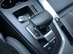 奥迪A4L 2022款 40 TFSI 时尚动感型